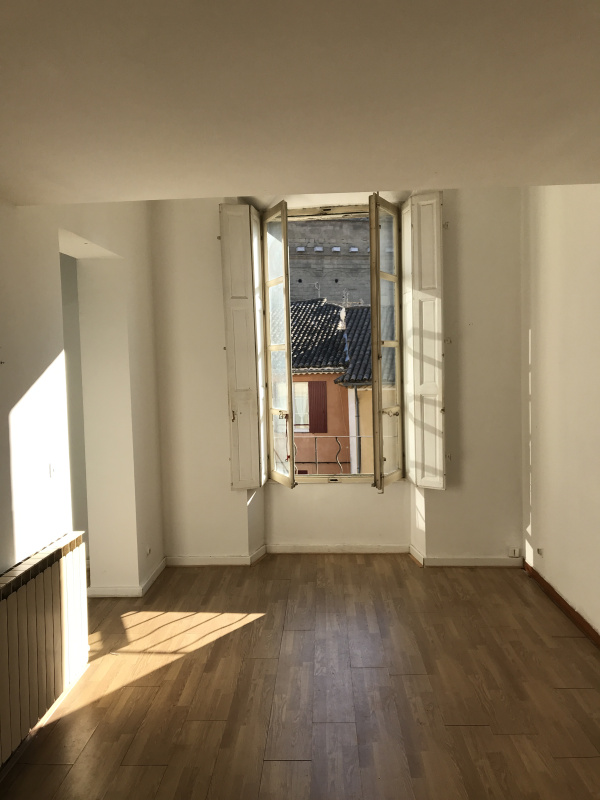 Offres de location Appartement Orange 84100
